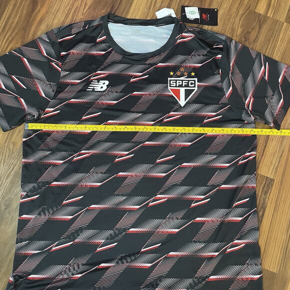 NWT Men’s XL New Balance São Paulo FC 2024 Pre-Match Black Jersey Football Club - Picture 8 of 9
